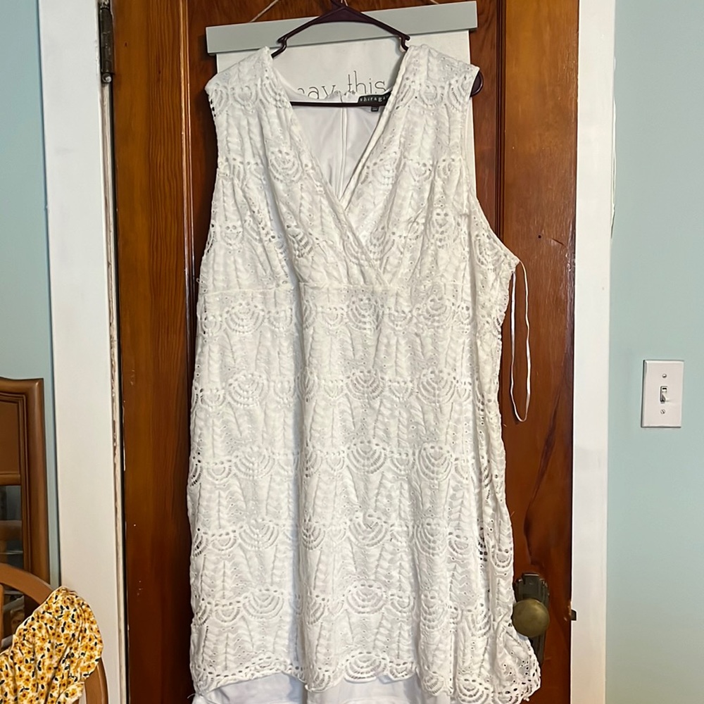 Sharagano dress white sleeveless lace over slip size 24